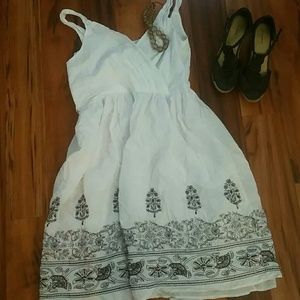 Tiana B size 16 summer dress white/brown